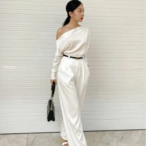 One-shoulder satin draped shirt